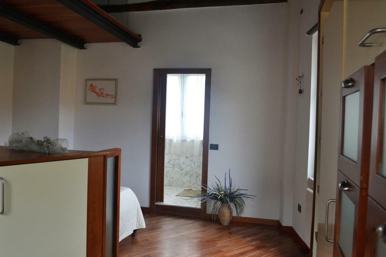 Residenza San Francesco 卡拉拉 外观 照片