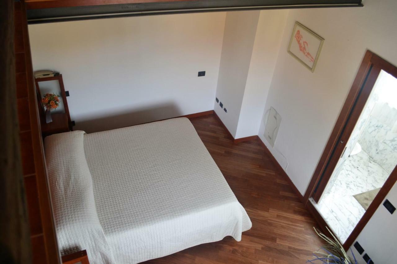 Residenza San Francesco 卡拉拉 外观 照片